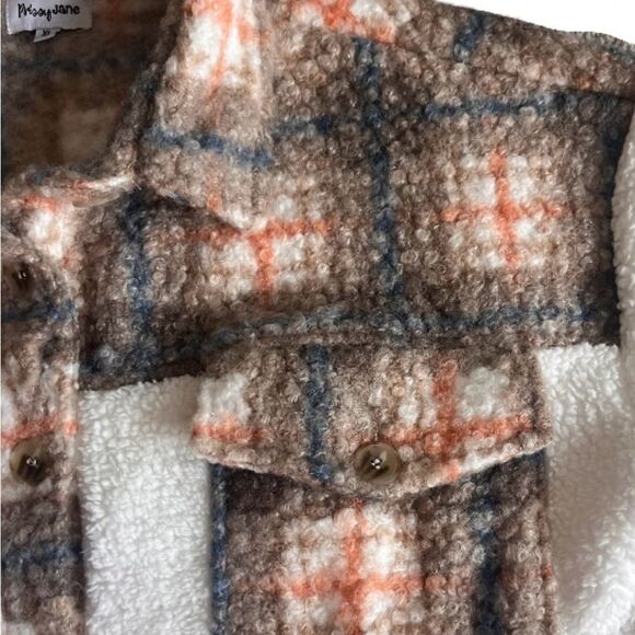 Prissy Jane over sized plaid contrast fuzzy jacket xl - Picture 7 of 10